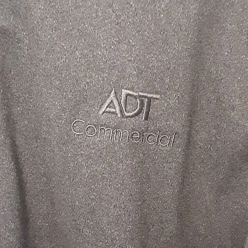 The North Face Adult Mens L Gray 1/4 Zip Long Sleeve Activewear Shirt